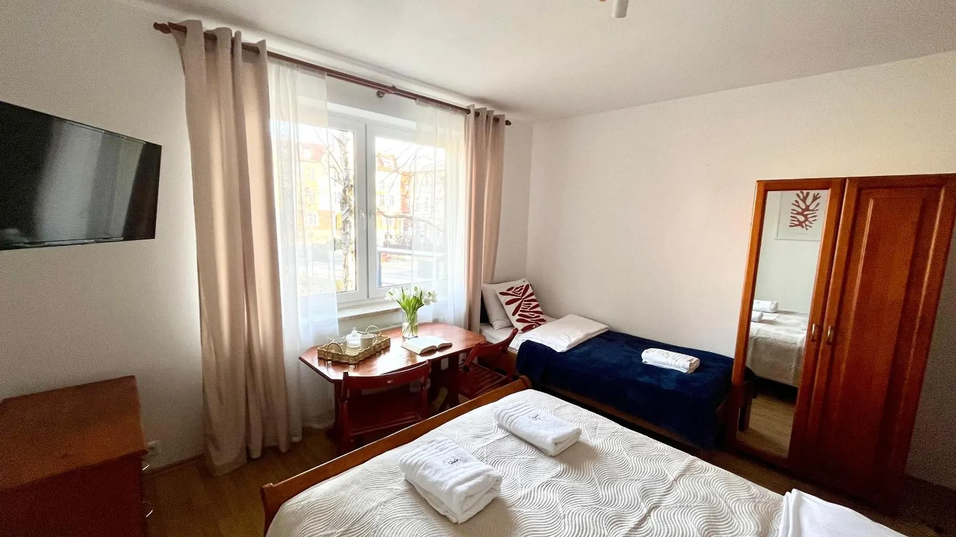 게스트하우스 Agapella Apartamemty- Villa Agapella 250M From The Beach 소포트